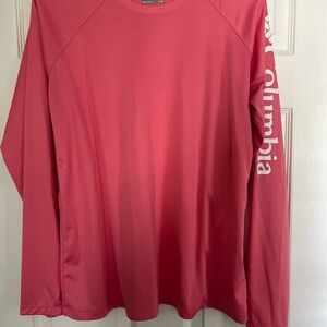 Columbia Fuchsia Omni-Shade Shirt